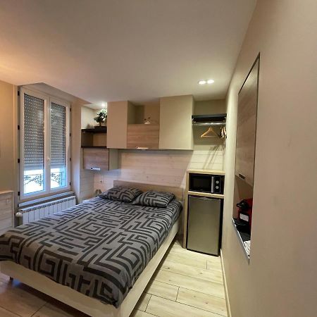 RDC 1 - Chambre meublée au cœur du centre ville de Montluçon - WIFI et NETFLIX Exterior foto